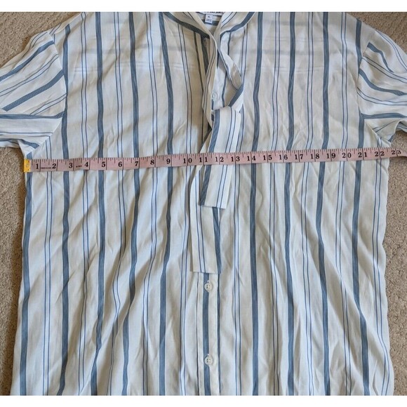 Elizabeth And James Women's Button Front Hi-Lo Striped Semi-Sheer Preppy Boho XL - Picture 3 of 8